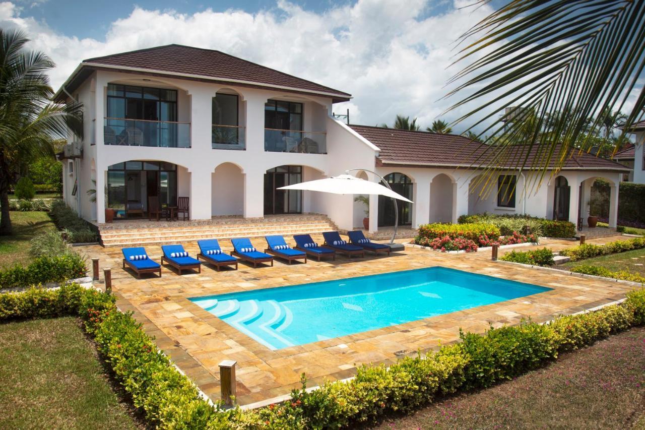 Kena Beach Villas Marumbi Екстериор снимка