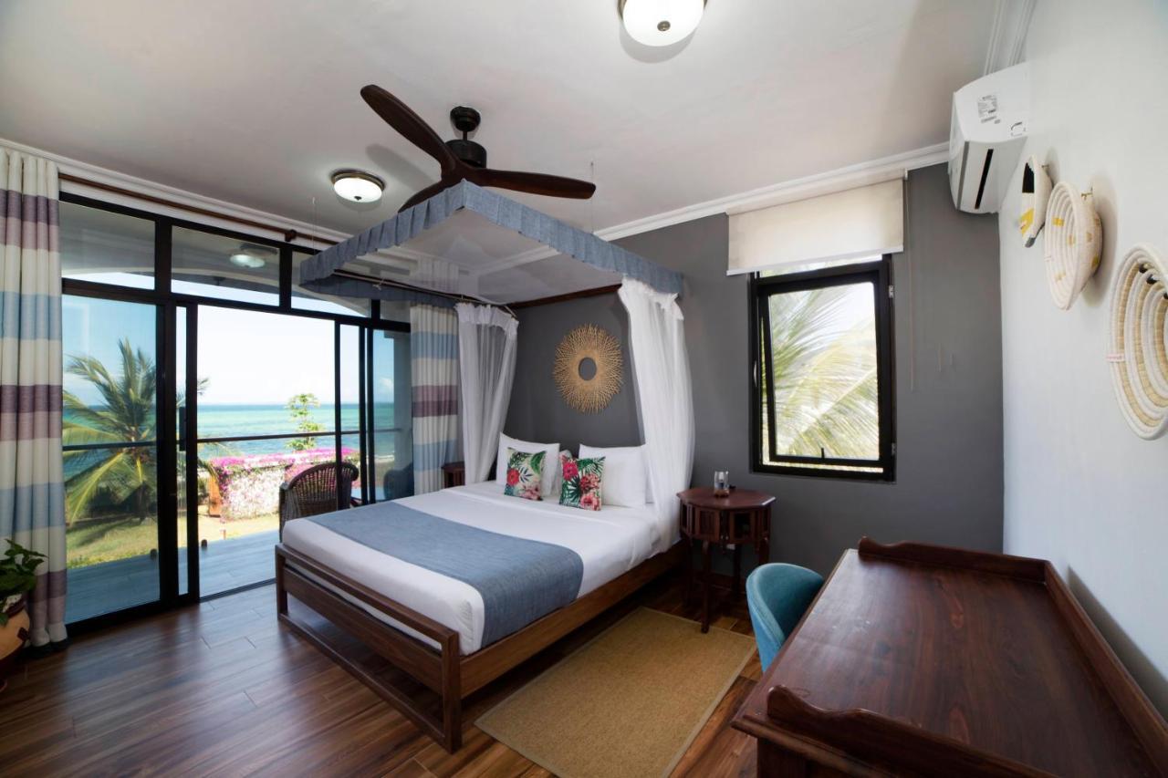 Kena Beach Villas Marumbi Екстериор снимка